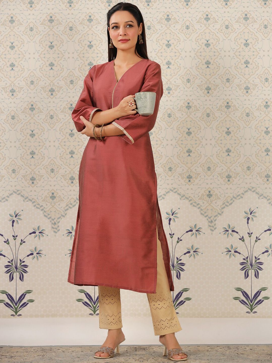 Dhiyona OD  Flared Sleeves Straight Kurta