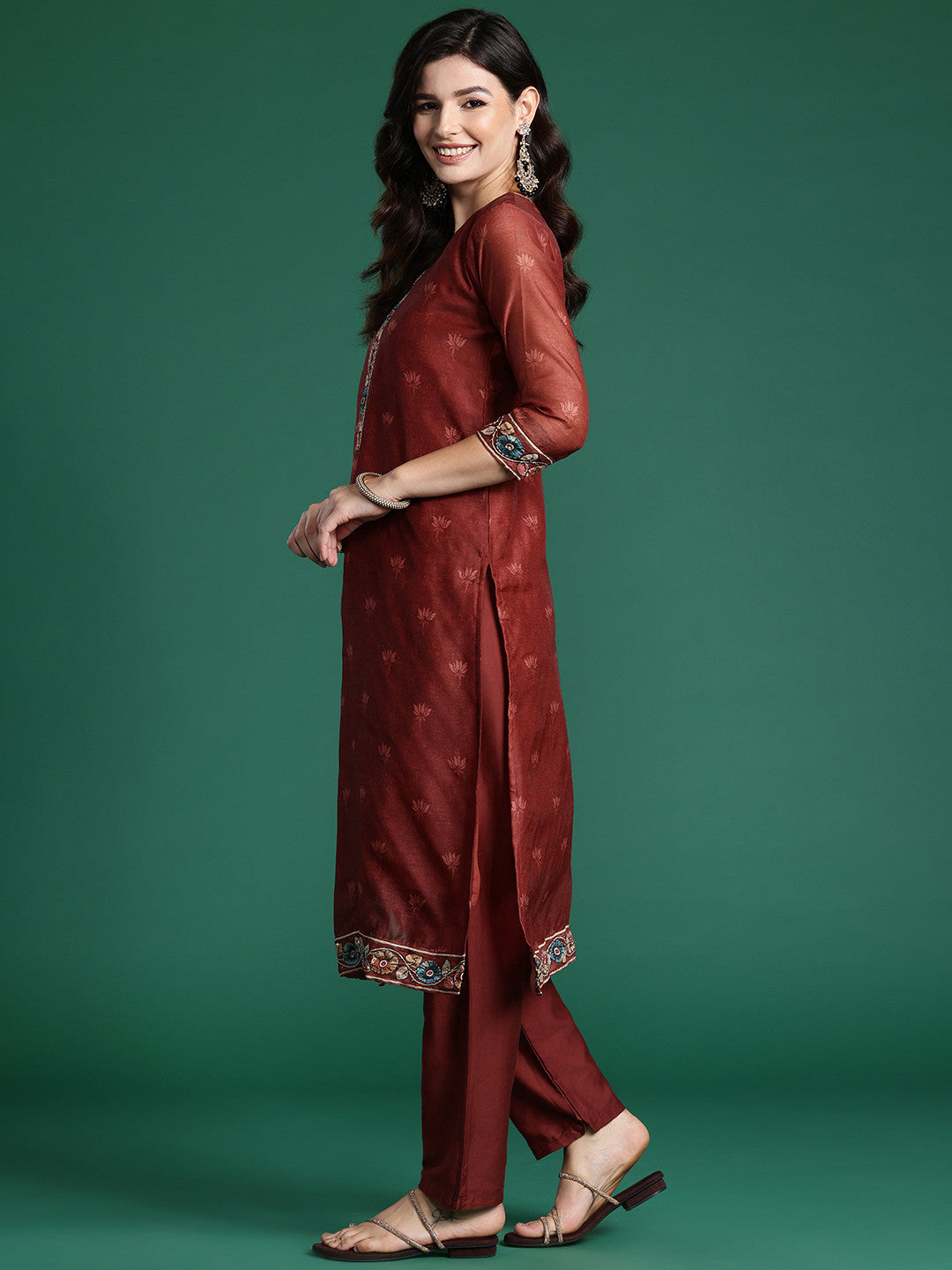 Ethnic Motifs Embroidered Thread Work Chanderi Silk Kurta With Trousers & Dupatta
