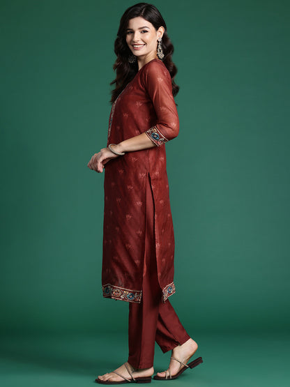 Ethnic Motifs Embroidered Thread Work Chanderi Silk Kurta With Trousers & Dupatta