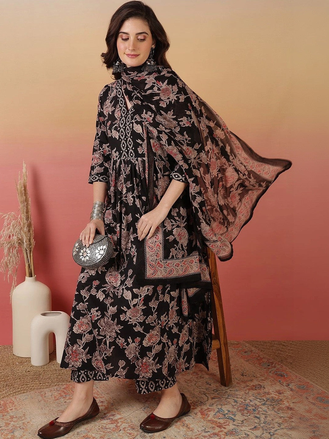 Women Floral Printed Regular Pure Cotton Kurta with Trousers & With Dupatta