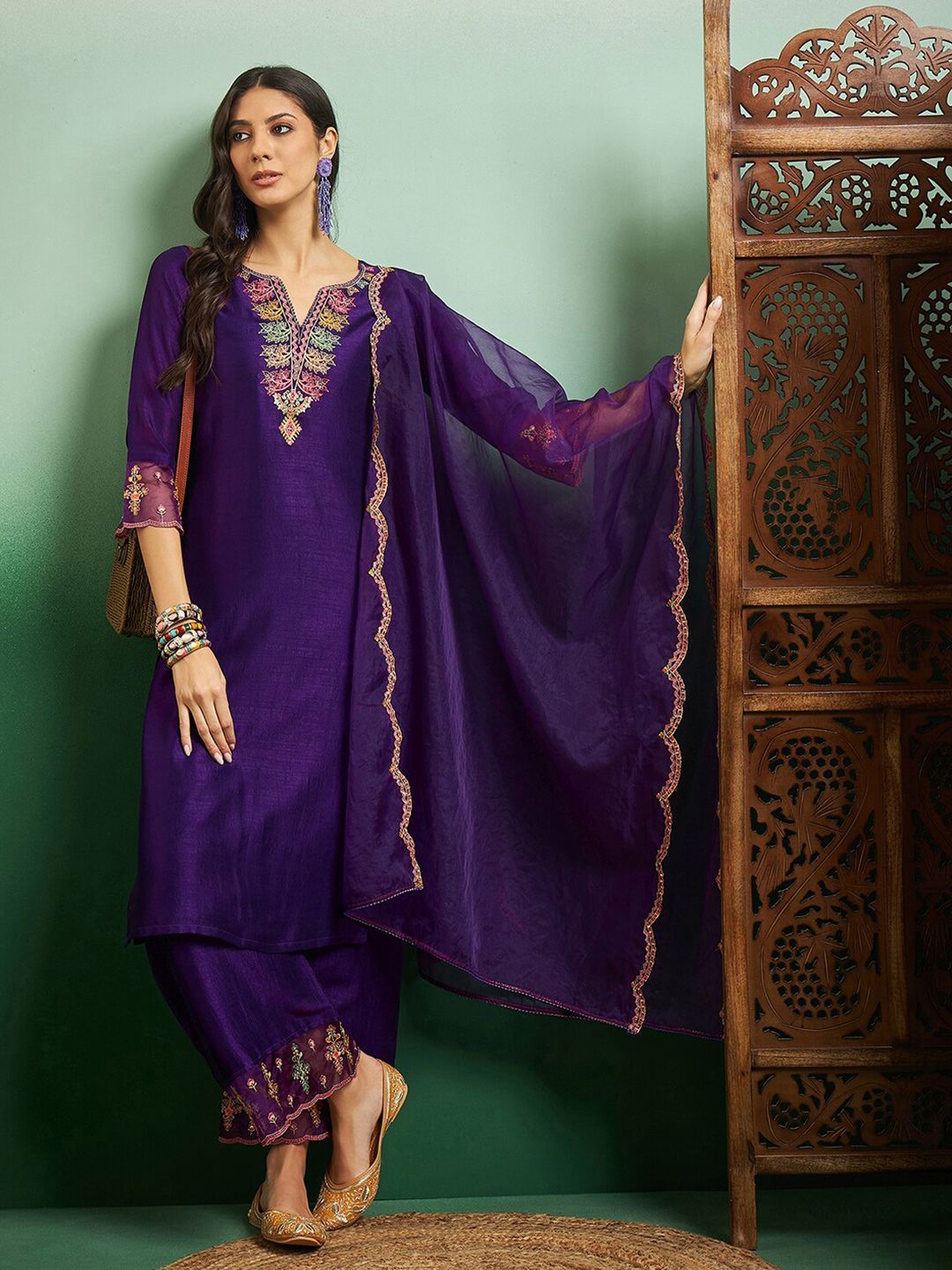 Dhiyona SN Women's Embroidered Notch Neck Kurta With Palazzo & Dupatta