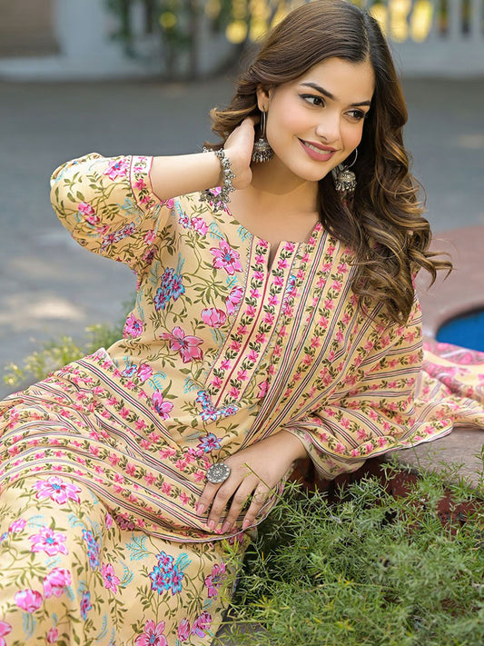 Dhiyona KL Women Floral Printed Regular Kurta with Trousers & With Dupatta
