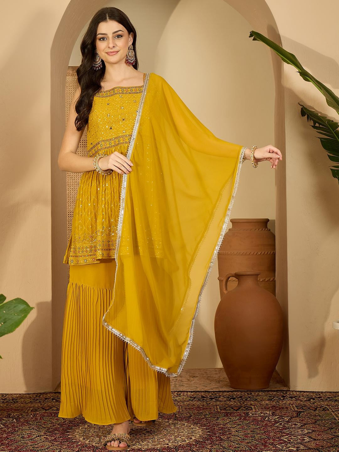 Dhiyona SN Women Yellow Kurta Sets