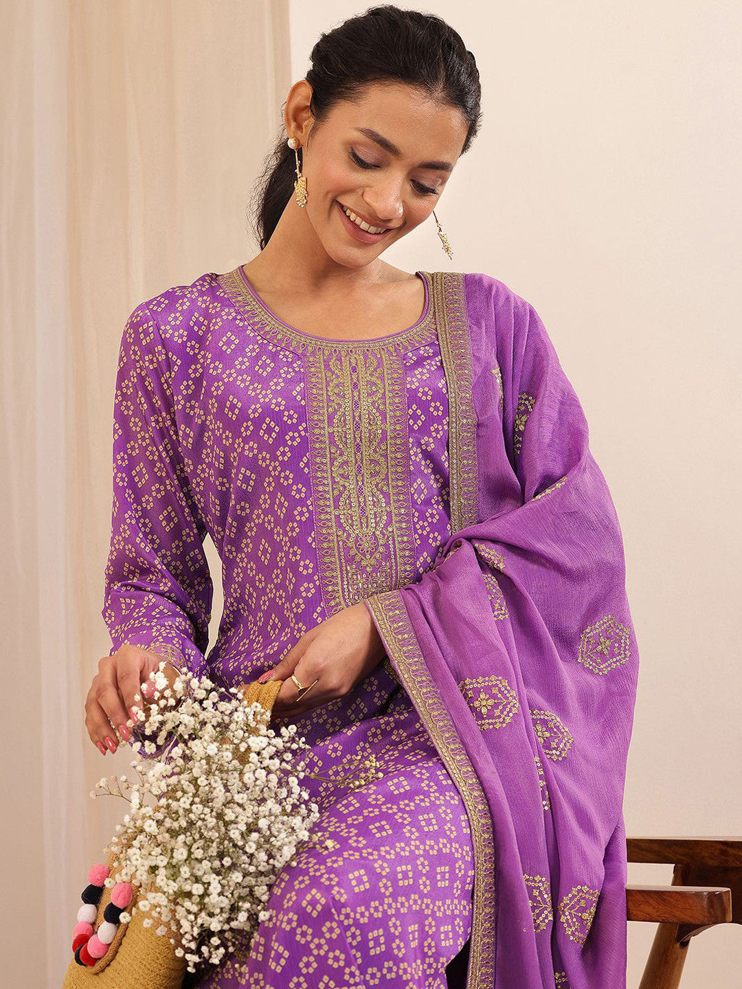 Women Bandhani Printed Regular Kurta with Trousers & With Dupatta