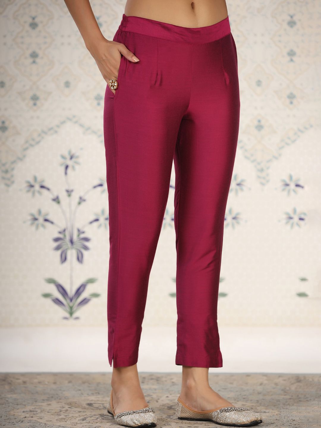 Dhiyona OD  Ethnic Motifs Yoke Design Straight Kurta With Trousers & Dupatta