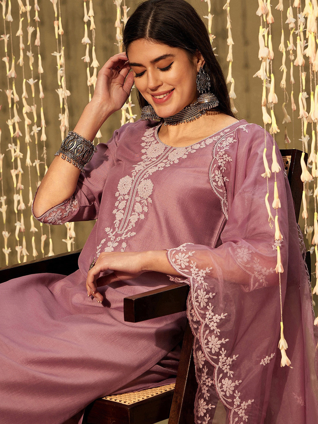 Yoke Design Regular Thread Work Kurta with Trousers & With Dupatta