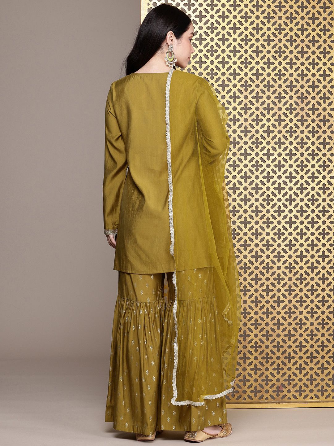 Dhiyona HOP Jashn Yoke Design Sequinned Zari Work Kurti With Sharara & Dupatta