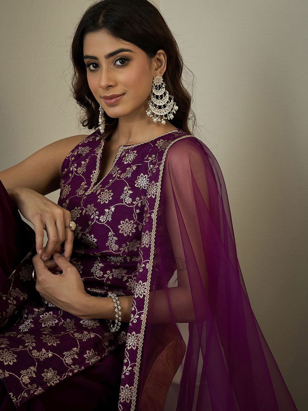 Dhiyona IN Women Floral Regular Kurta with Sharara & With Dupatta