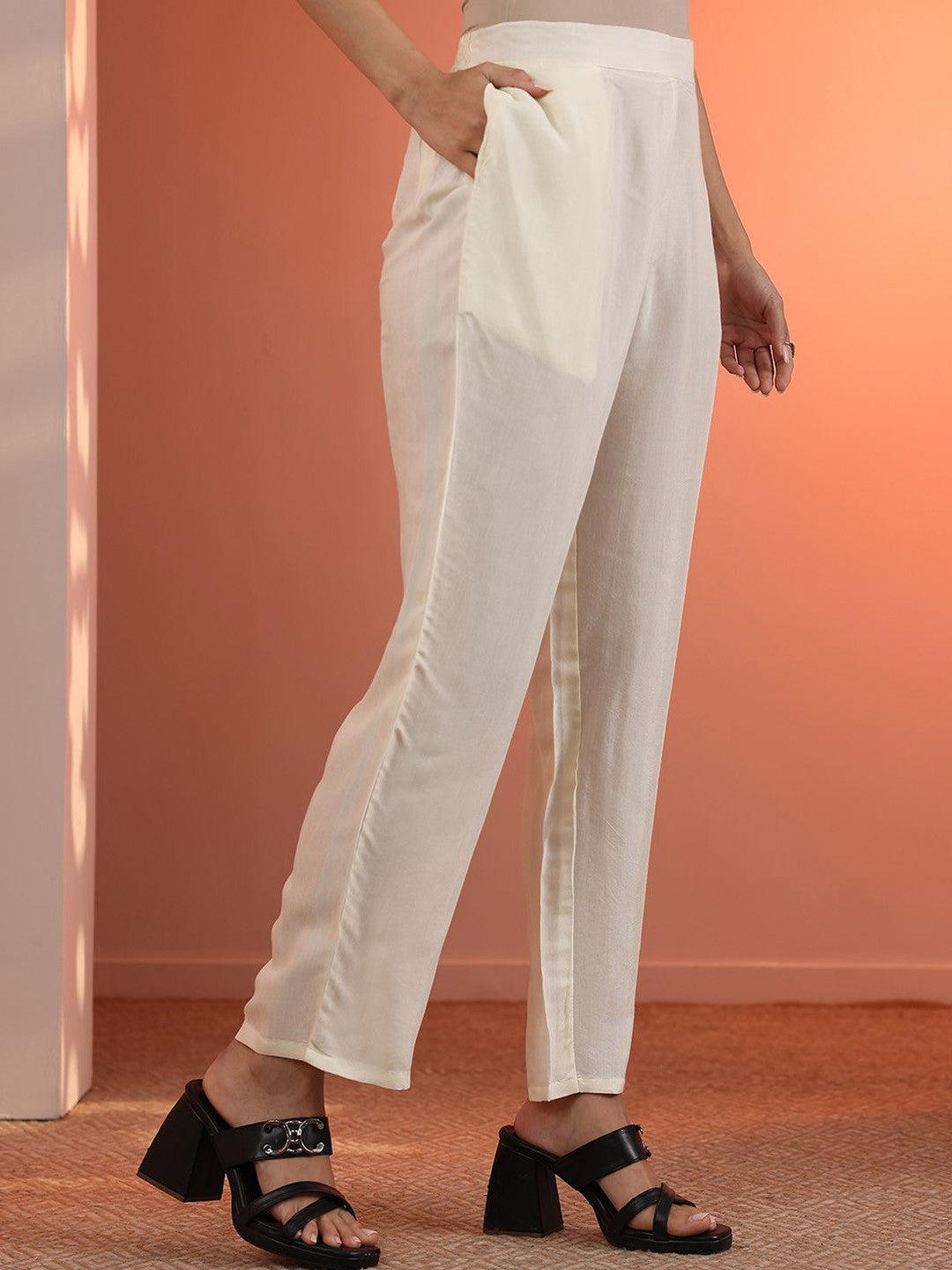 Women Woven Design Embroidered Kurta with Trousers & Dupatta
