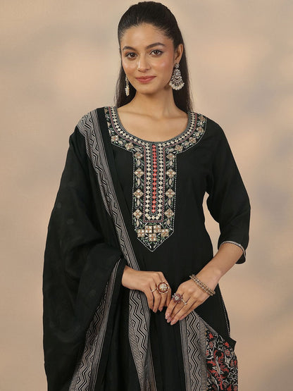 Women Ethnic Motifs Embroidered Regular Thread Work Kurta with Patiala & With Dupatta