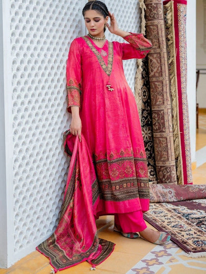 Women Ethnic Motifs Yoke Design Regular Kurta with Harem Pants