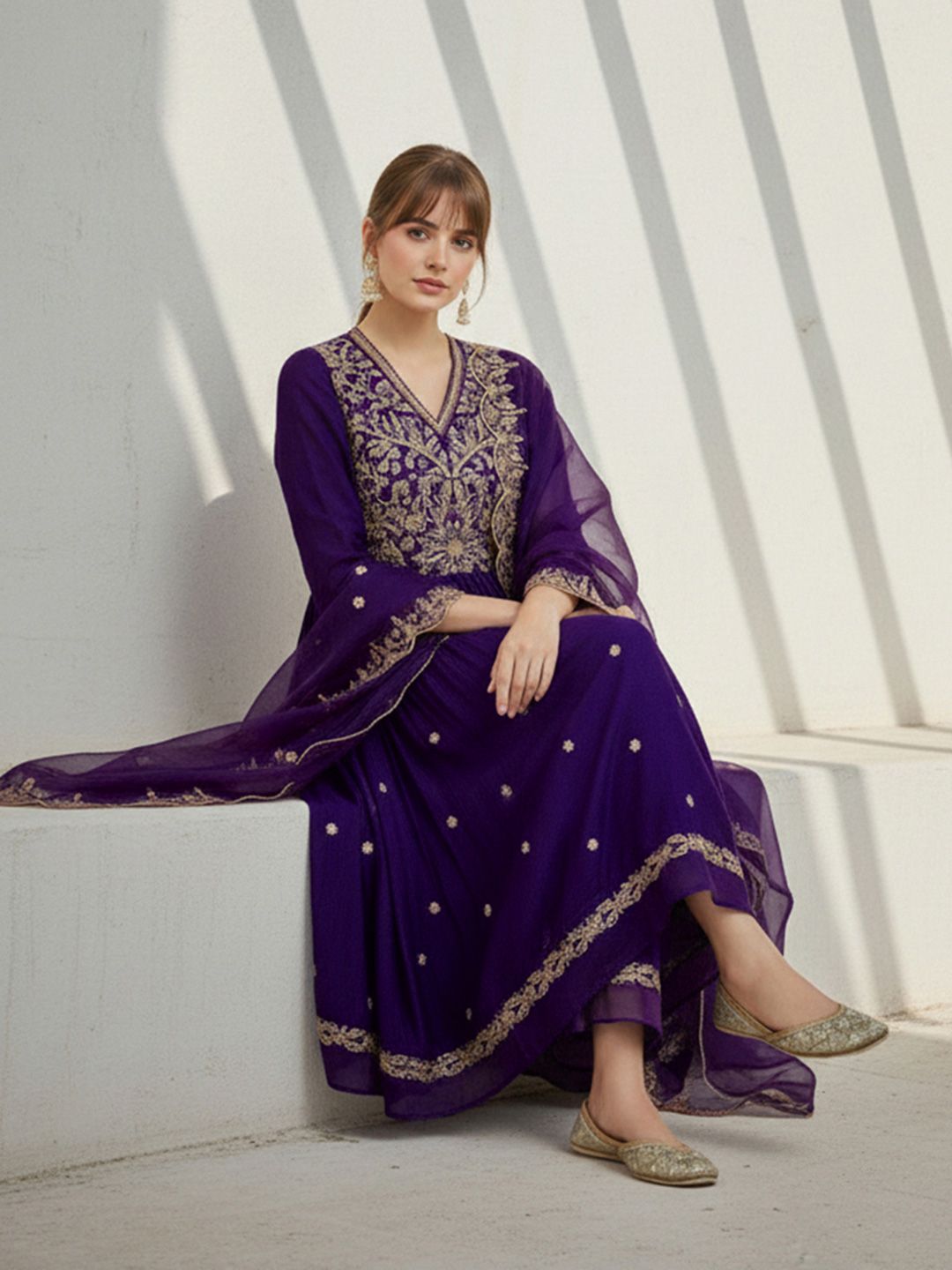 Dhiyona CH Women Ethnic Motifs Embroidered Regular Thread Work Kurta with Trousers & With Dupatta