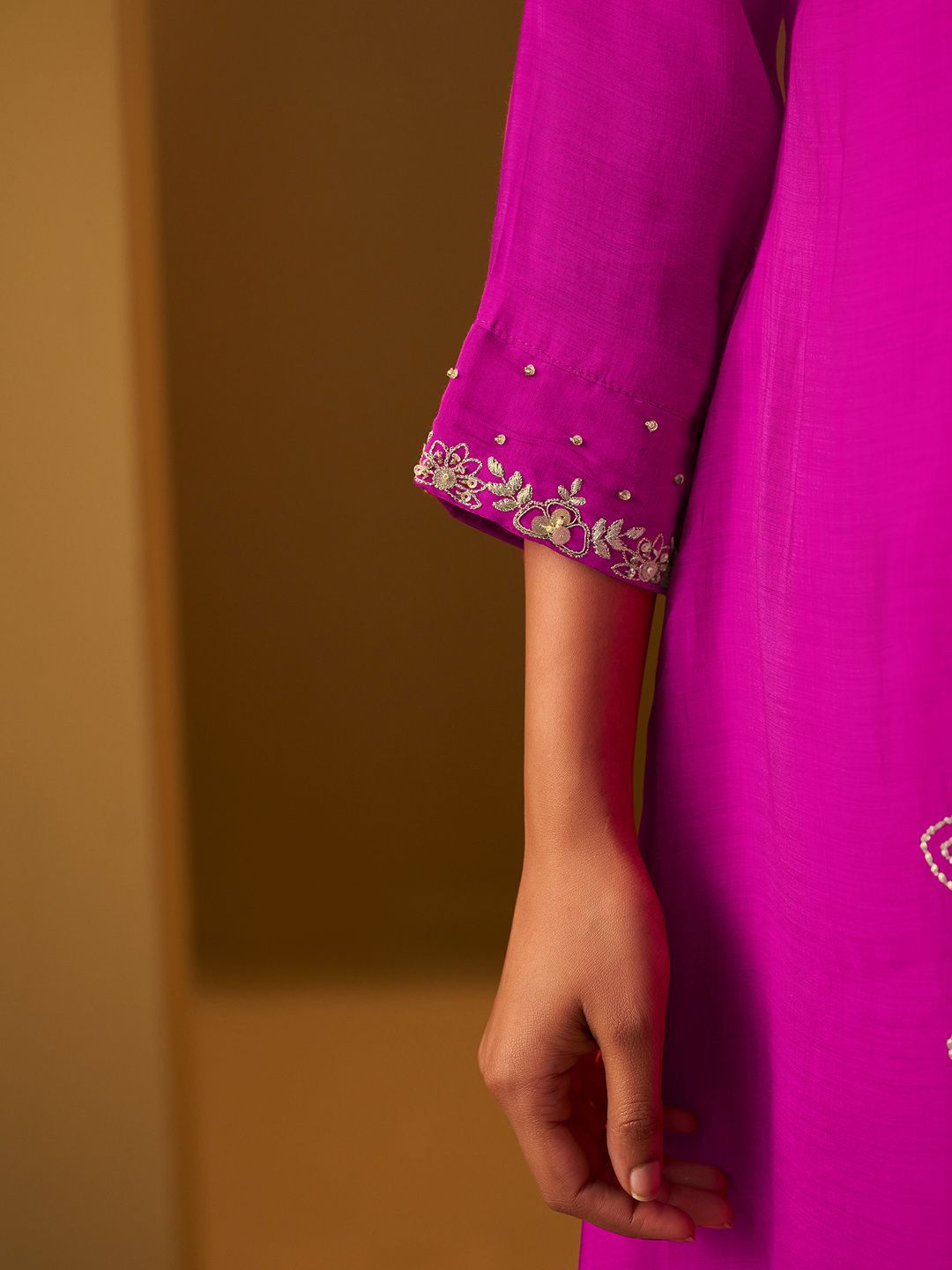 Dhiyona IE Embroidered V-Neck Tunic With Trousers