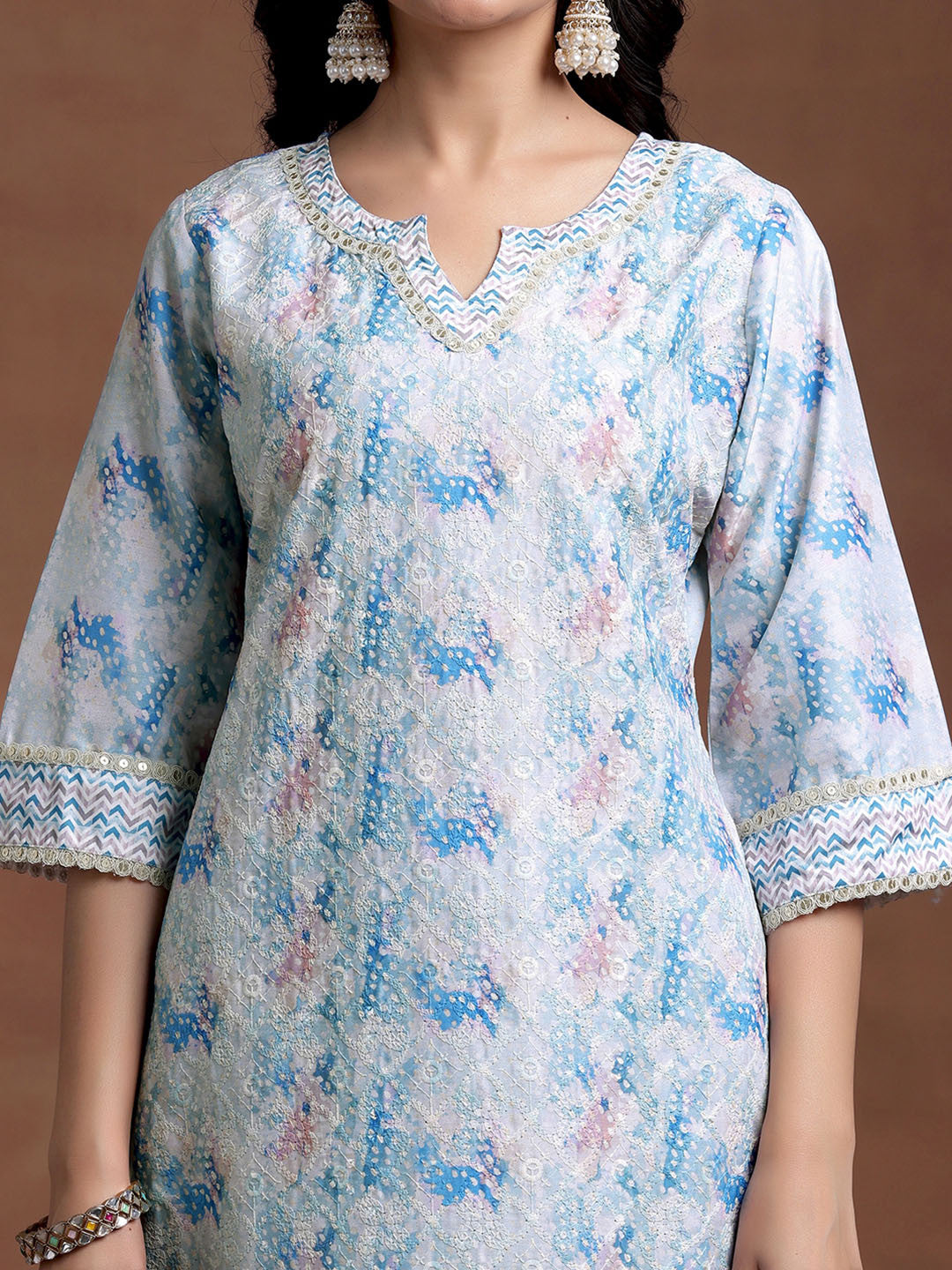 Women Printed Regular Thread Work Kurta with Trousers & With Dupatta