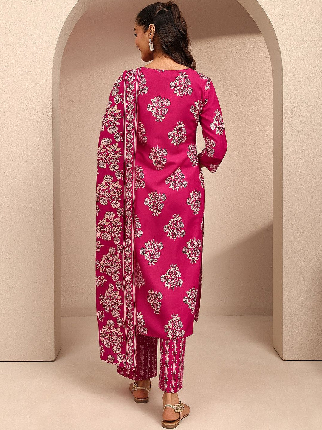 Women Floral Printed Regular Thread Work Kurta with Trousers & With Dupatta