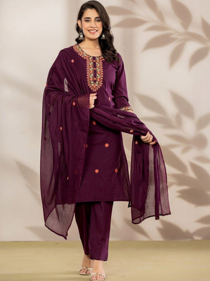 Women Ethnic Motifs Embroidered Regular Thread Work Pure Cotton Kurta with Trousers & With Dupatta