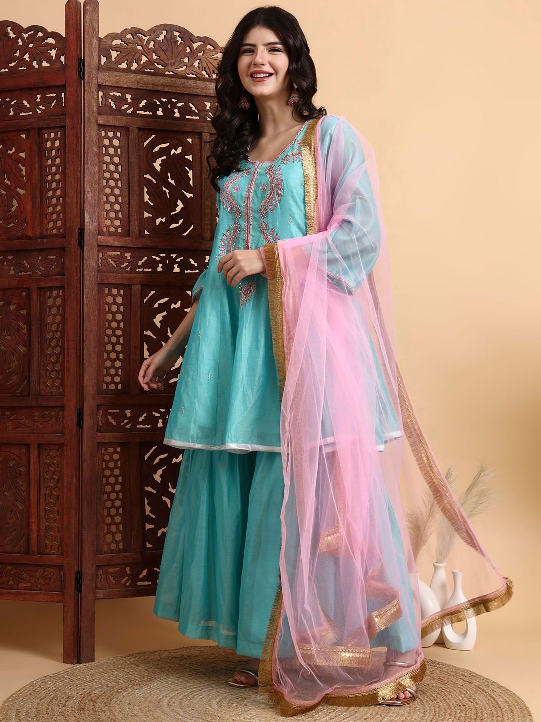 Dhiyona HOP Women Hand Embroidered Zradosi Kalidar Anarkali Kurti & Sharaha