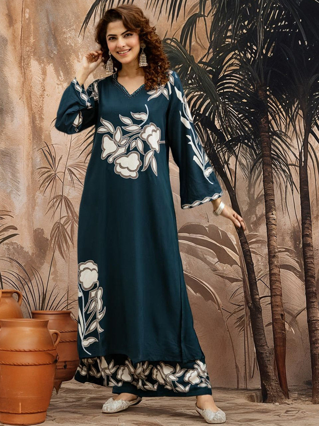 Dhiyona SN Women Floral Printed Kurta with Palazzo