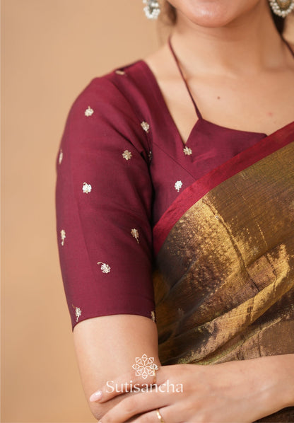 Dhiyona SS Ivory Gold Horizon – Flowing with Regal Charm