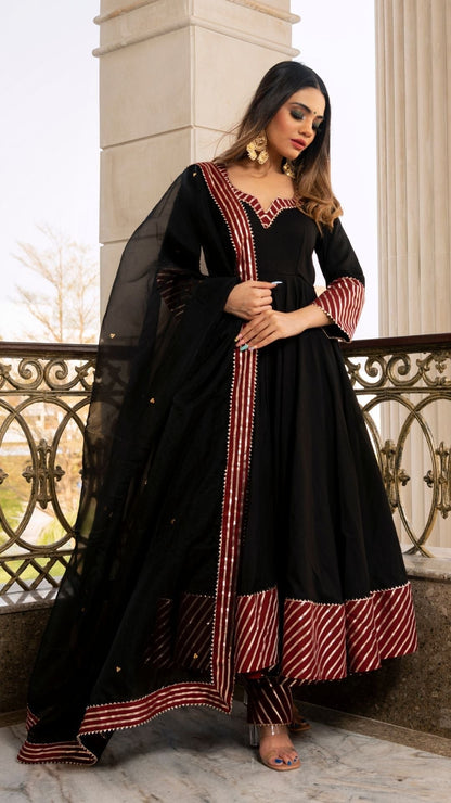 Hina Black And Maroon  Anarkali Set
