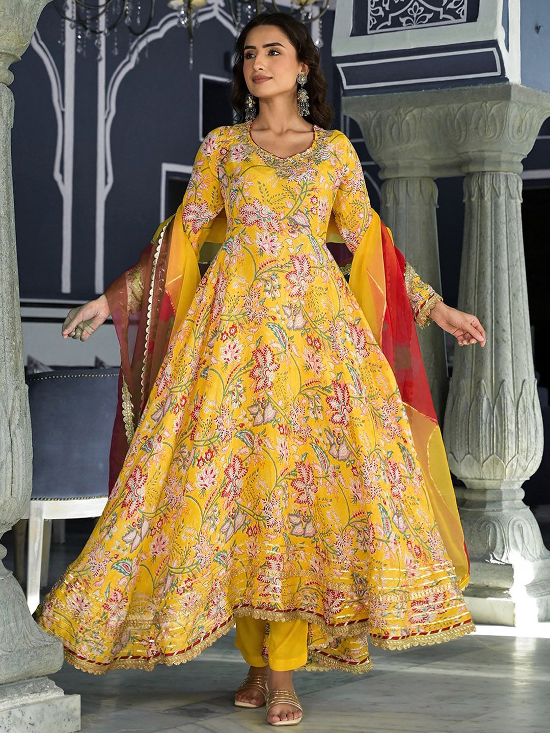 Dhiyona KL Floral Printed Thread Work Anarkali Kurta & Trousers With Dupatta
