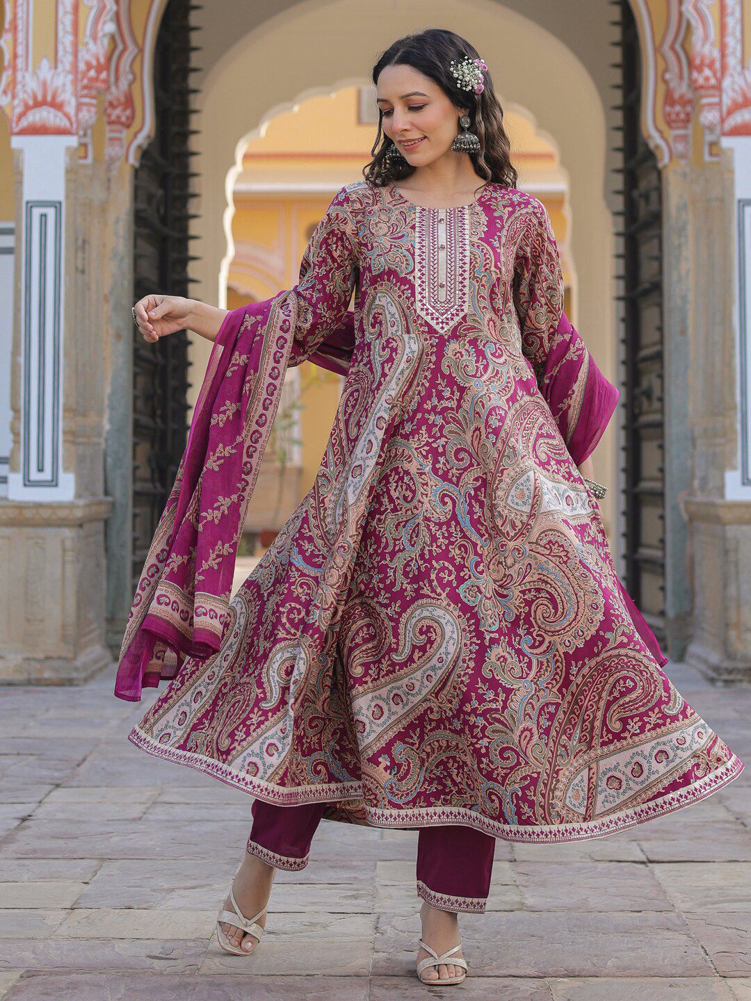 Dhiyona RR Women's Paisley Printed Thread Work Pure Cotton Kurta with Trousers & Dupatta