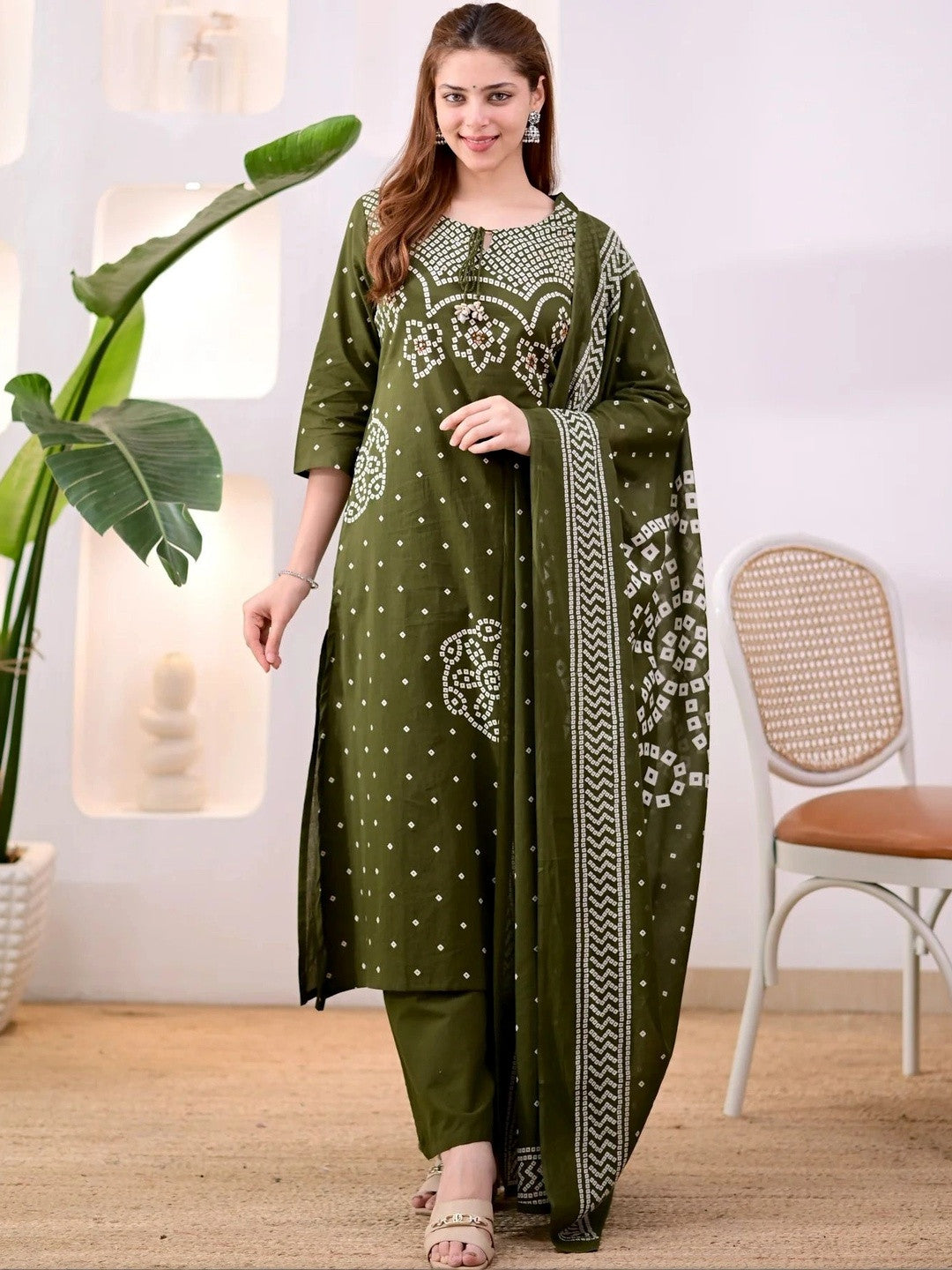 Women Ethnic Motifs Printed Regular Pure Cotton Kurta with Trousers & With Dupatta