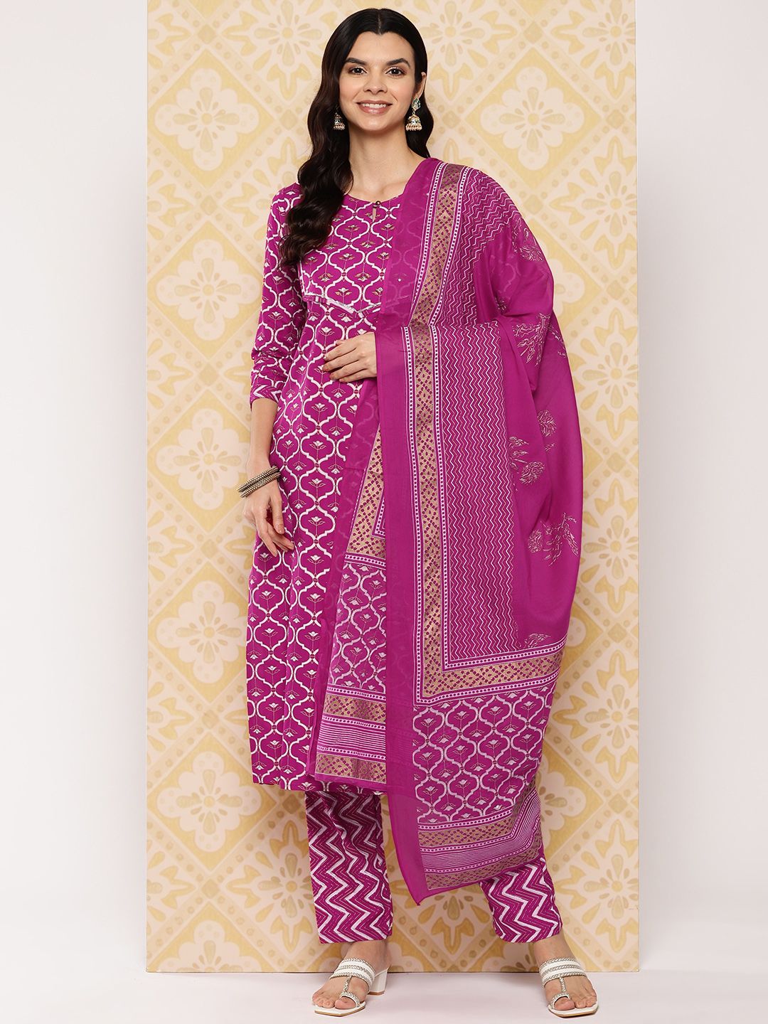 Dhiyona KL Women Printed Regular Kurta with Trousers & Dupatta