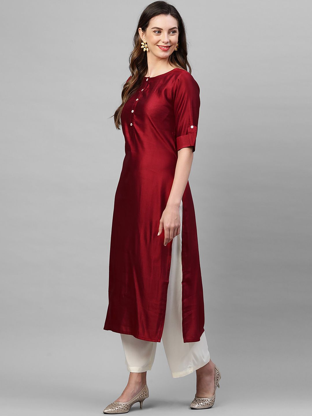 Dhiyona IE Women Red Solid Liva Straight Kurta