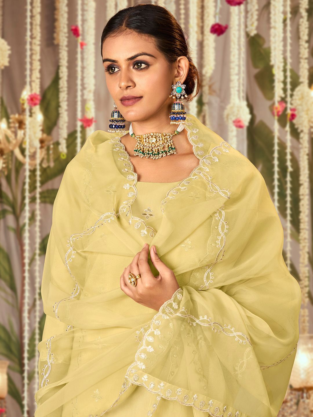 Women Ethnic Motifs Embroidered Regular Thread Work Kurta with Trousers & With Dupatta