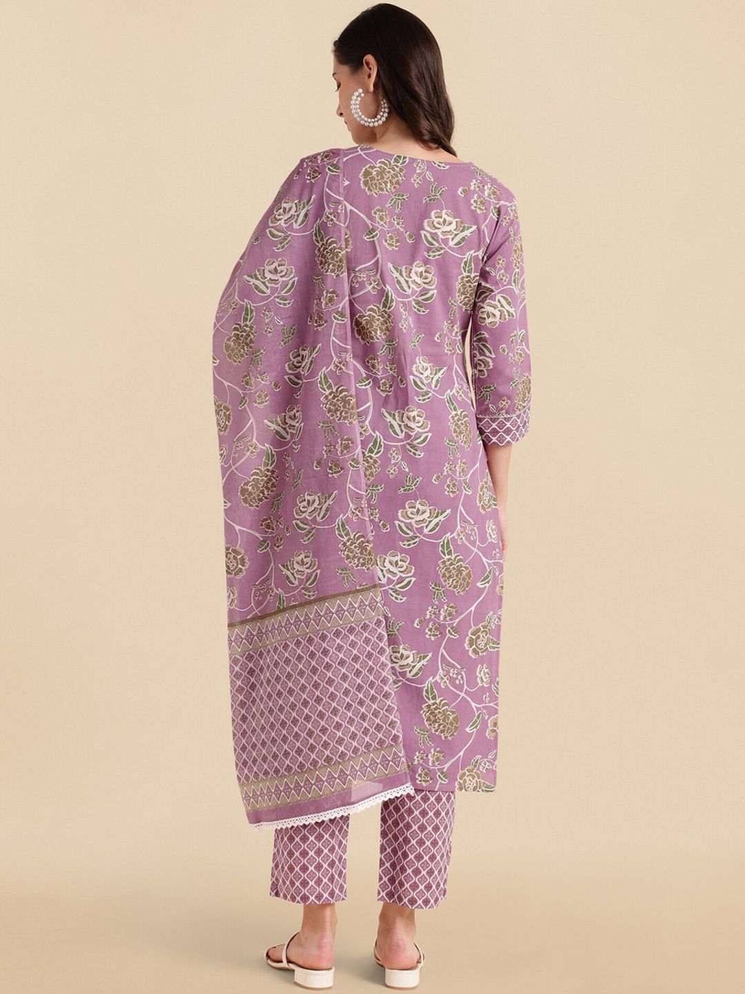 Dhiyona KL Purple Floral Printed Thread Work Pure Cotton Kurta with Trousers & Dupatta