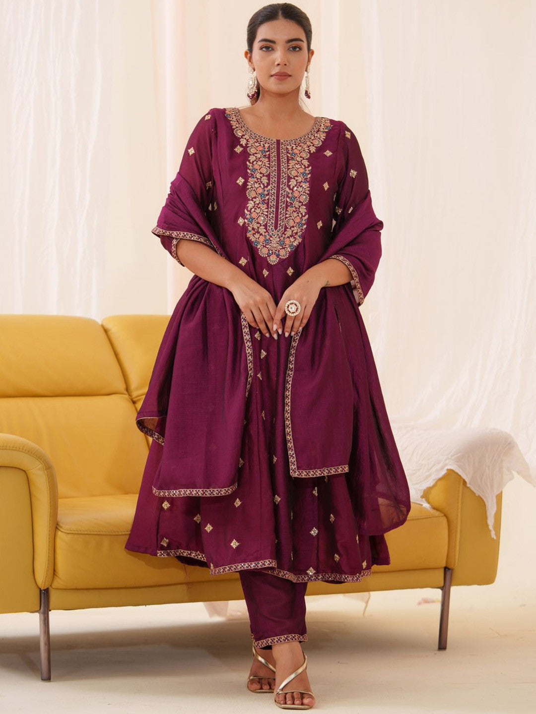 Dhiyona SN Floral Embroidered Thread Work Anarkali Kurta With Trousers & Dupatta