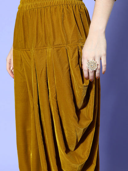 Women Floral Velvet Fusion Bottom Kurta Set