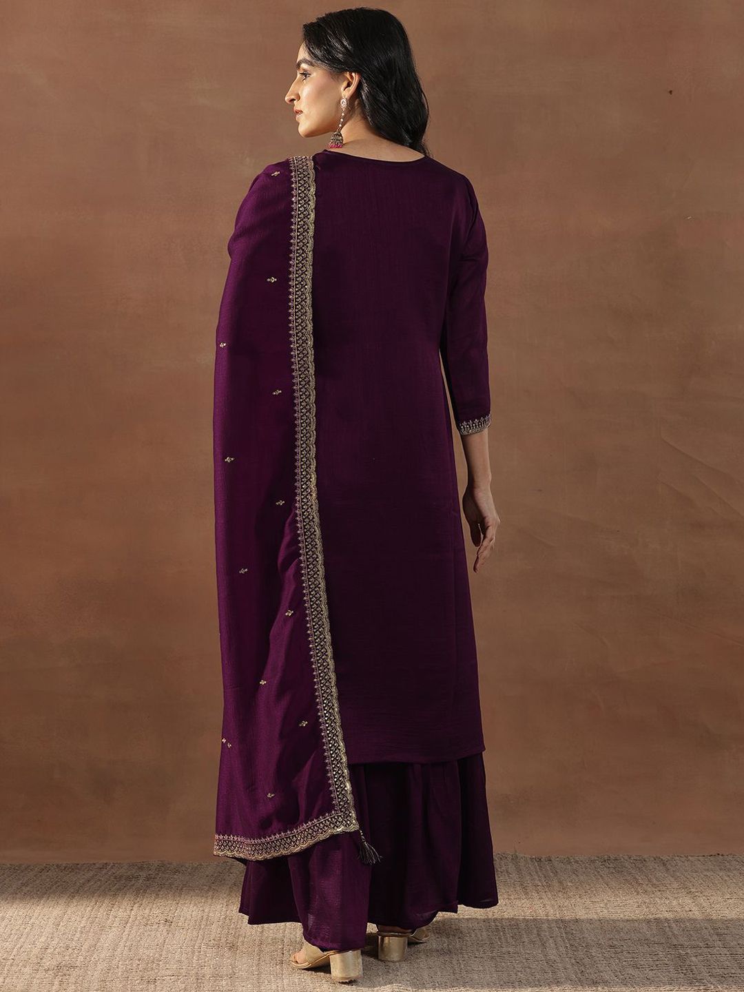 Dhiyona LL Women Floral Embroidered Regular Kurta with Sharara & With Dupatta