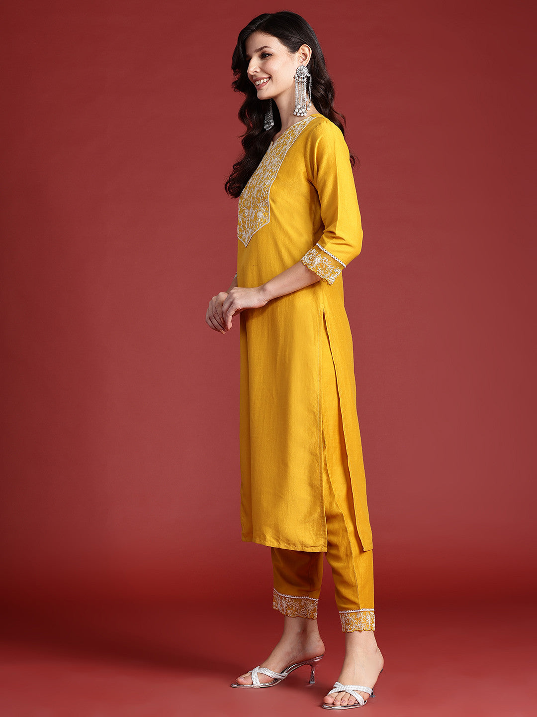 Floral Embroidered Thread Work Kurta with Trousers & Dupatta