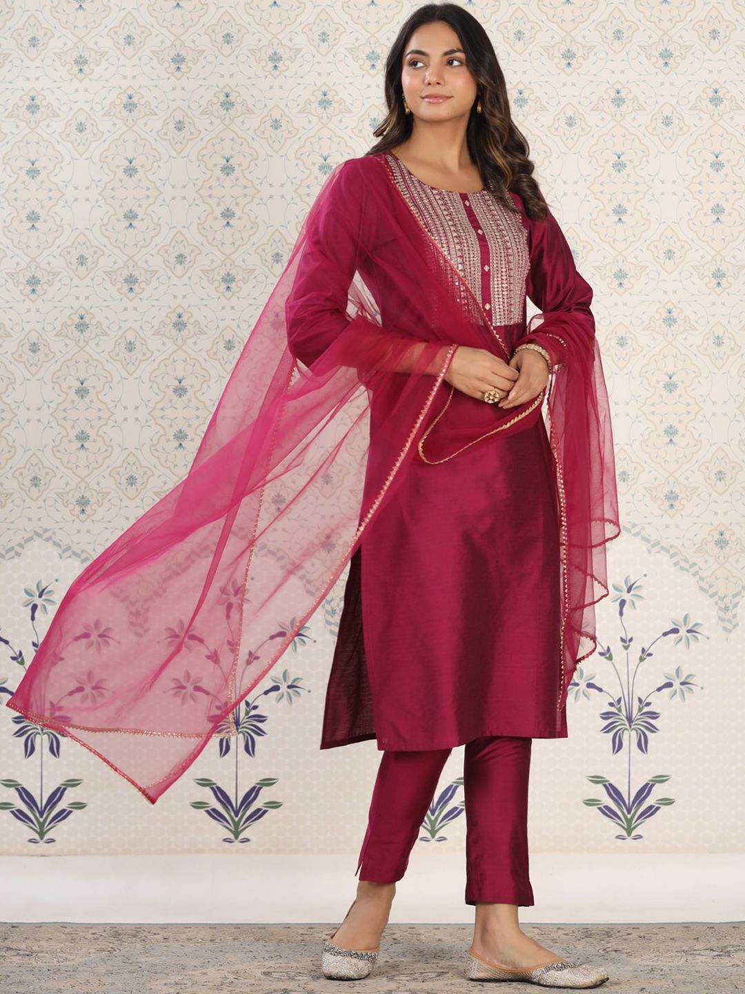 Dhiyona OD  Ethnic Motifs Yoke Design Straight Kurta With Trousers & Dupatta