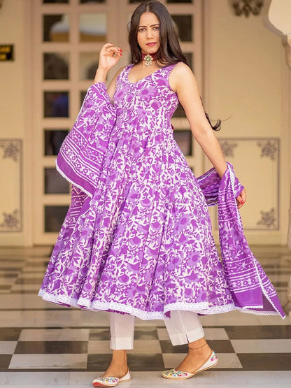 Dhiyona KL Floral Printed Empire Anarkali Kurta with Trousers & Dupatta