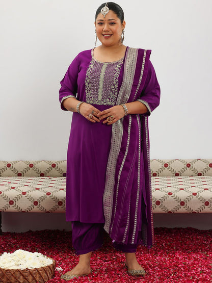 Dhiyona Women's Plus Size Floral Yoke Design Round Neck Kurta & Salwar With Dupatta