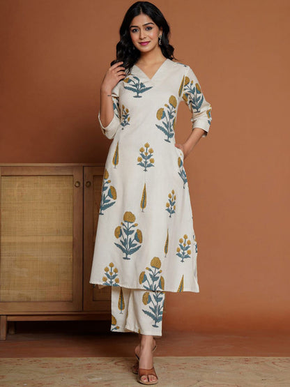 Women Floral Printed Regular Pure Cotton Kurta with Palazzos