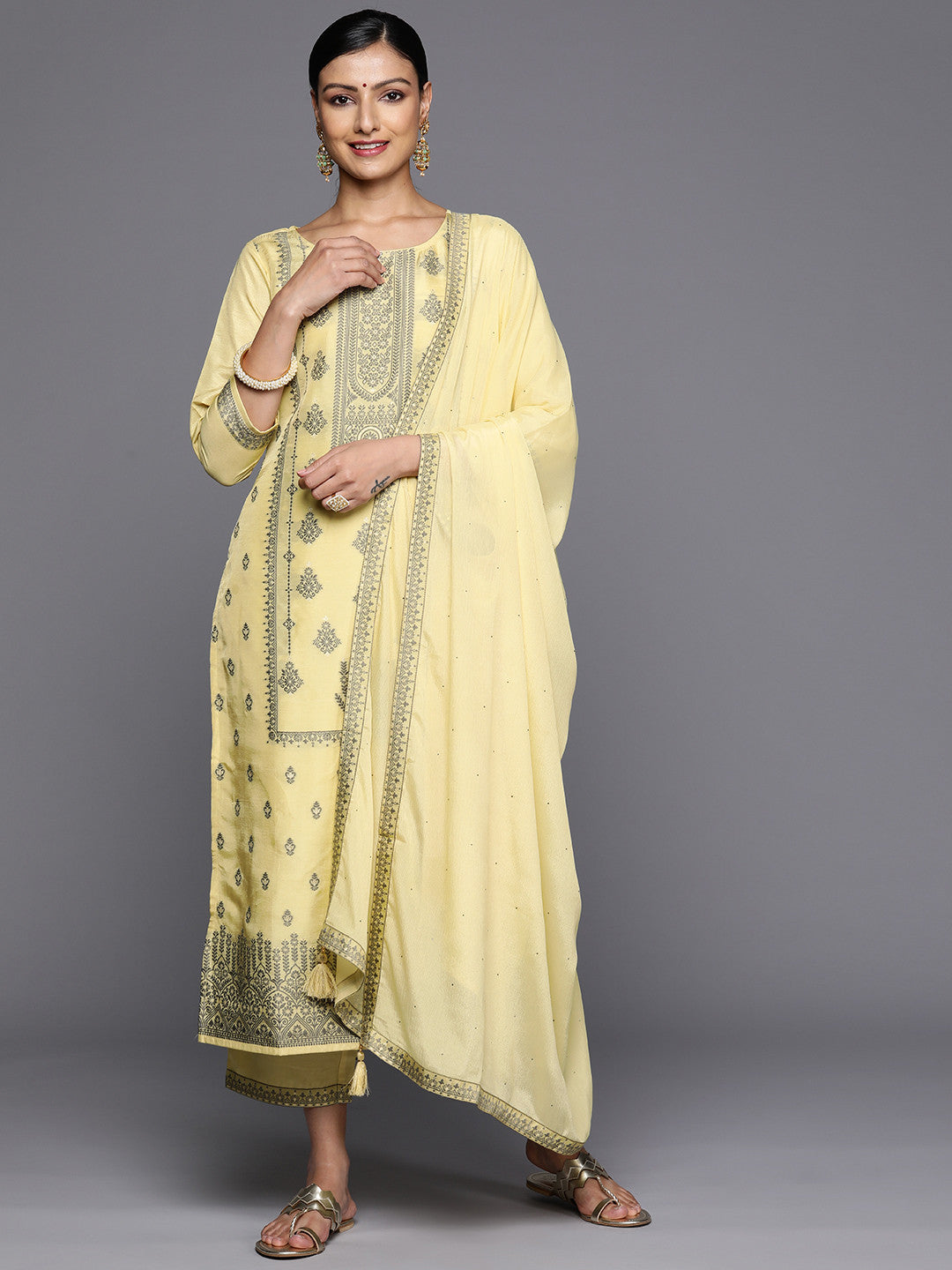 Floral Regular Kurta With Trousers & Dupatta