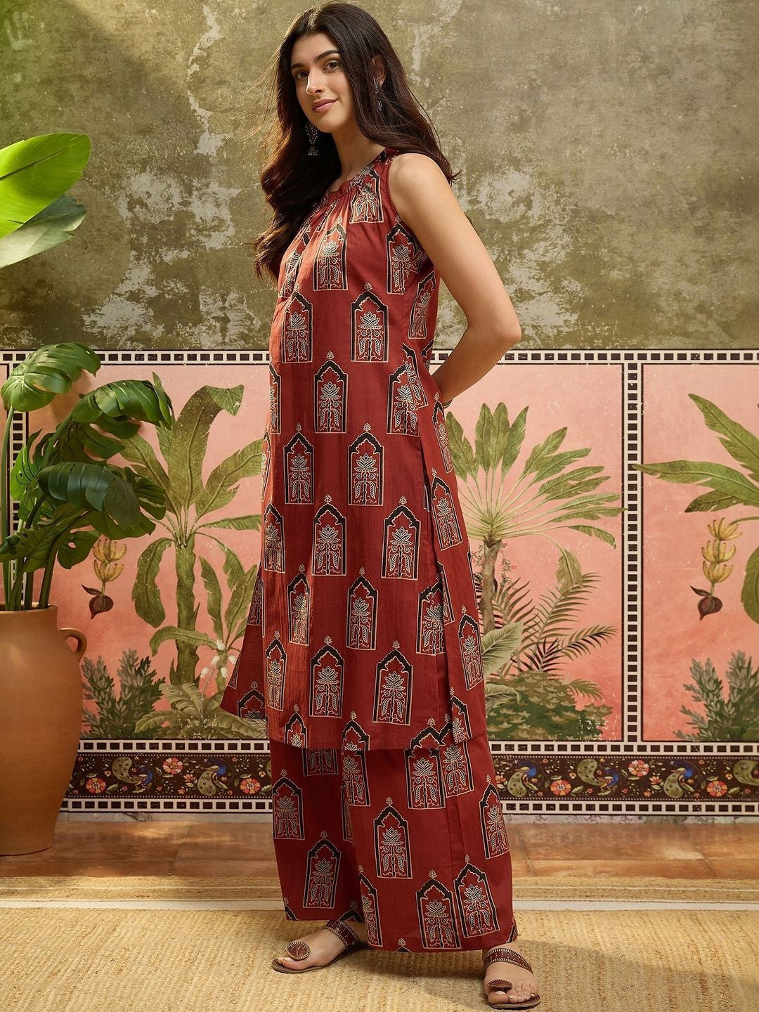 Printed Pure Cotton Halter Neck Kurta & Palazzos
