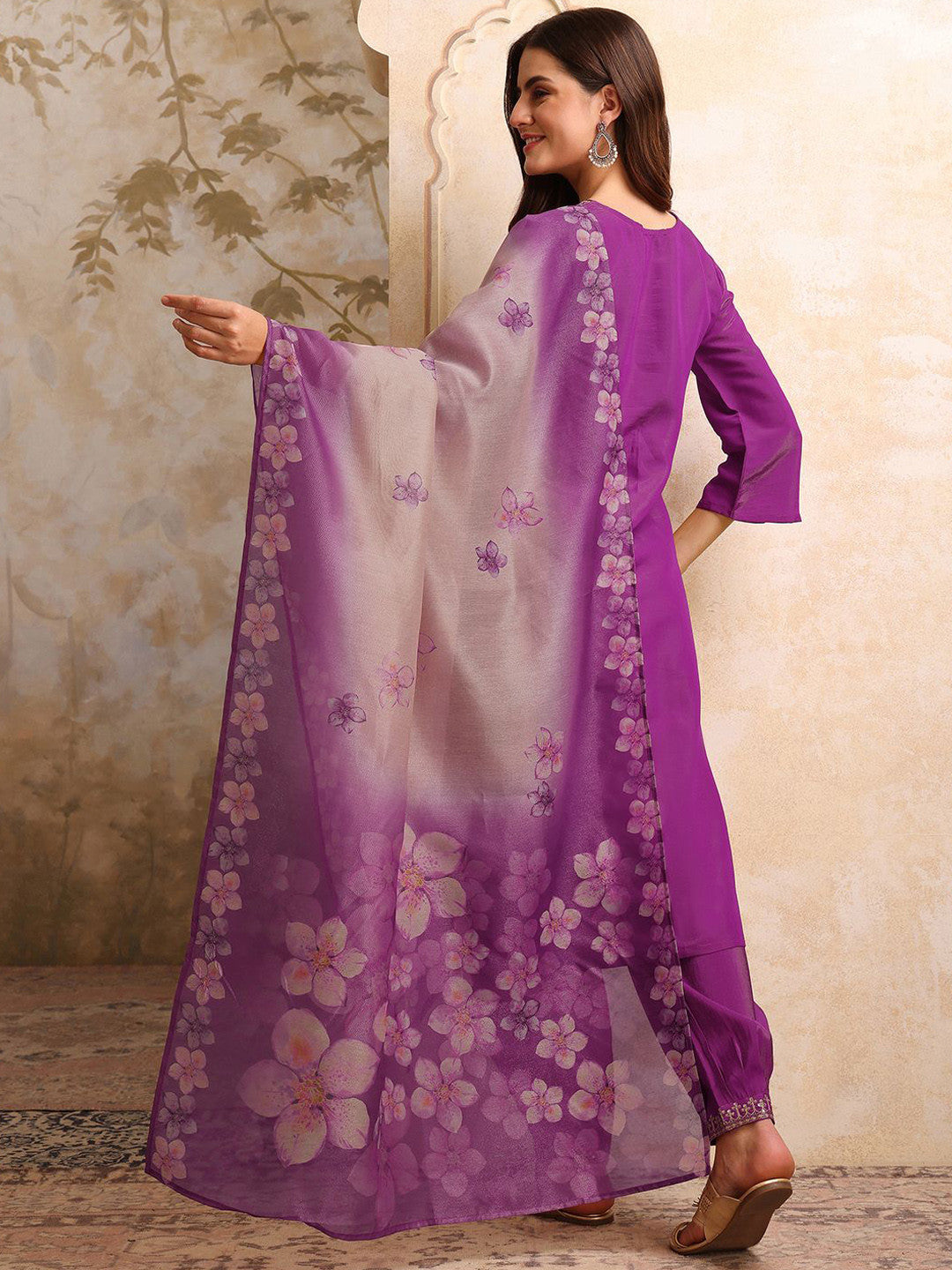 Women Embroidered Kurta Set