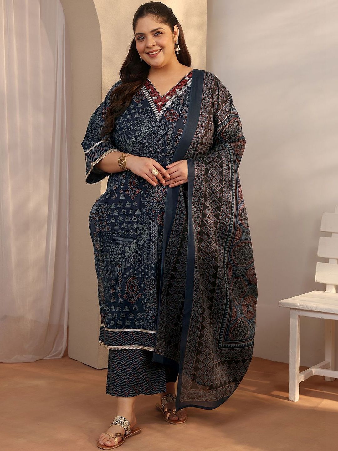 Dhiyona Women's Plus Size Ethnic Motifs Printed Kurta with Trousers & Dupatta
