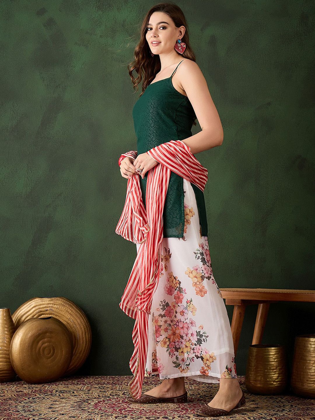 Dhiyona SN Floral Printed Kurta With Palazzos Dupatta