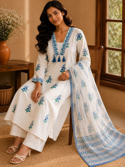 Women Floral Printed Regular Pure Cotton Kurta with Trousers & With Dupatta