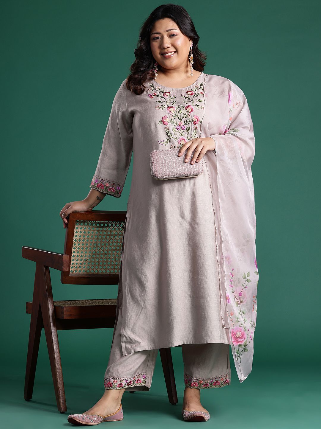 Dhiyona Women's Floral Embroidered Regular Thread Work Round Neck Kurta with Trousers & Dupatta