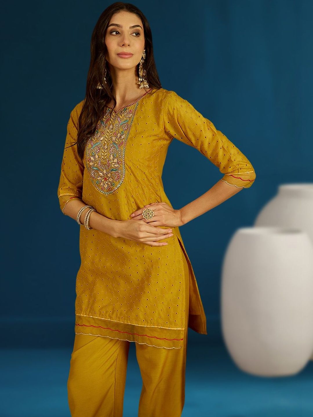 Dhiyona CH Women Ethnic Motifs Embroidered Regular Thread Work Kurta with Palazzos