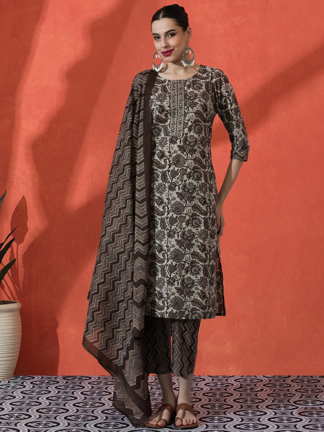 Dhiyona SN Floral Embroidered Straight Pure Cotton Kurta With Trousers & Dupatta