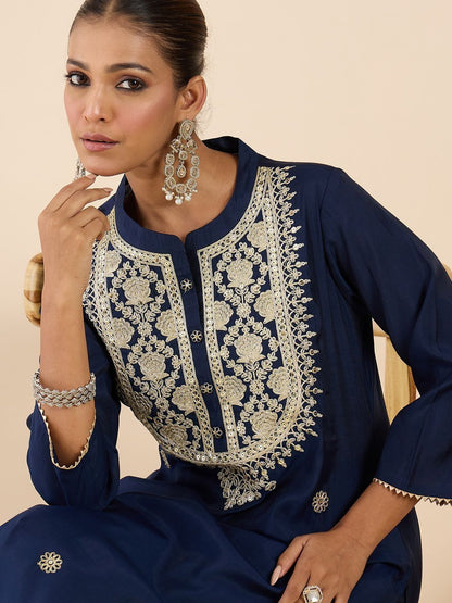 Dhiyona IE Printed Mandarin Collar Three-Quarter Sleeves Top With Trousers