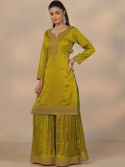 Dhiyona LL Women Ethnic Motifs Embroidered Regular Thread Work Kurta with Sharara & With Dupatta